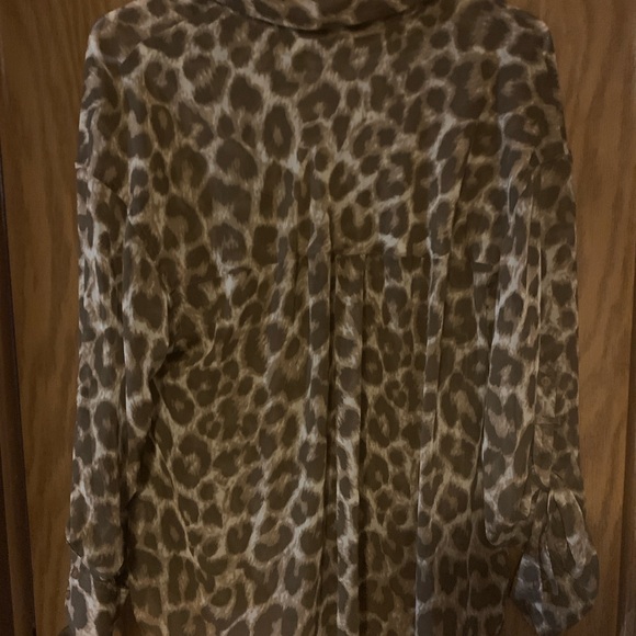 Free people Leopard Print Sheer Blouse Sz medium - Picture 4 of 5